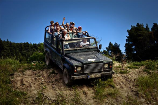 ДЖИП САФАРИ-JEEP SAFARI